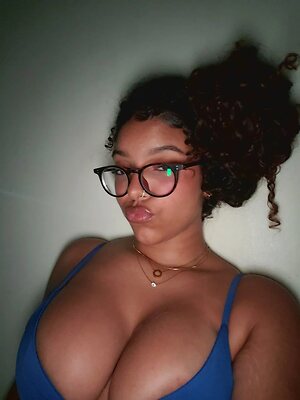 Nohemi Castro leaked photo #4