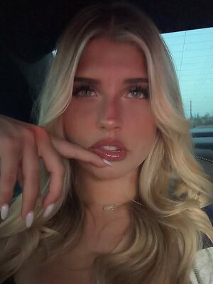 Nokamilaa leaked photo #6