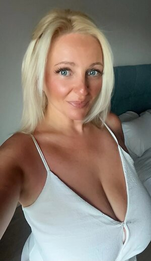NoProbsJu leaked photo #5