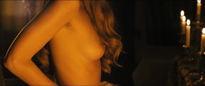 Nora Arnezeder leaked photo #9