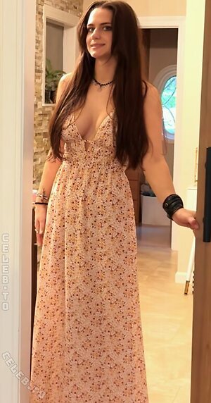 Nora Freetly photo