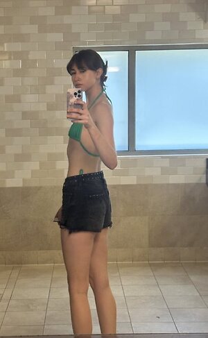 normalfunnygirl Liz leaked photo #9