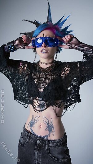 noteasybeinwheezy Nude Leaked Photo #3