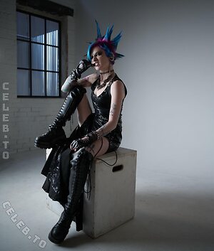 noteasybeinwheezy Nude Leaked Photo #10