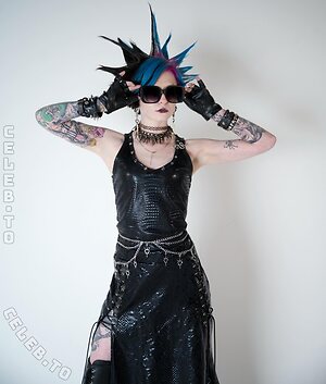 noteasybeinwheezy Nude Leaked Photo #12