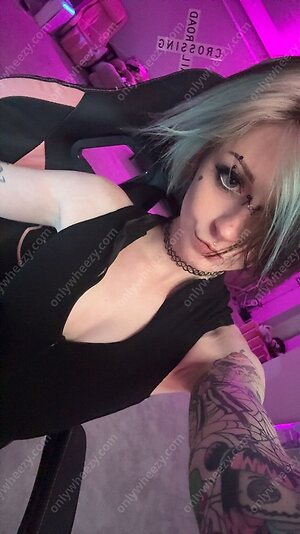 noteasybeinwheezy leaked photo #74