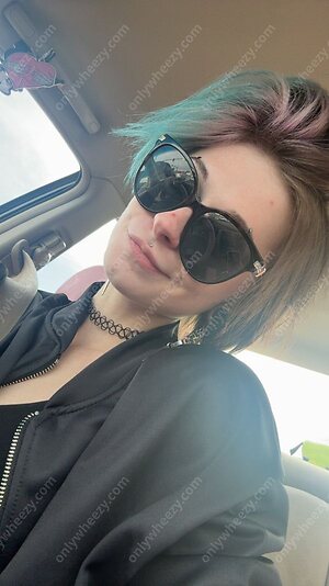 noteasybeinwheezy leaked photo #83