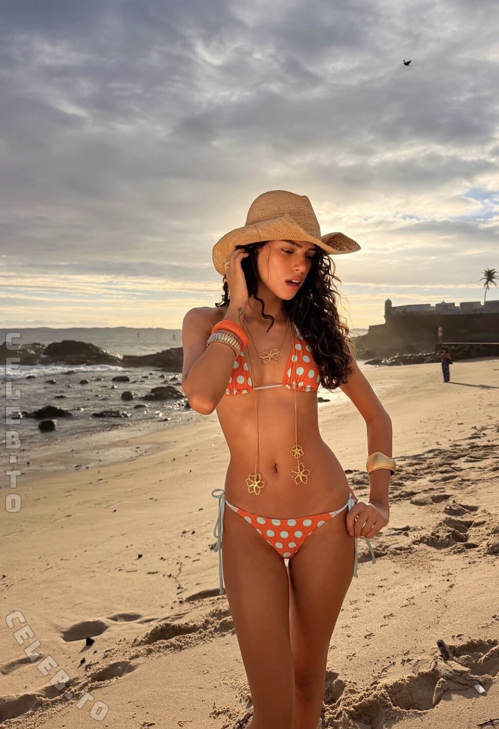 nottrebeca_ photo