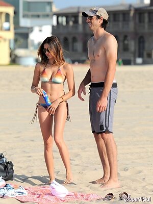 Noureen Dewulf leaked photo #37