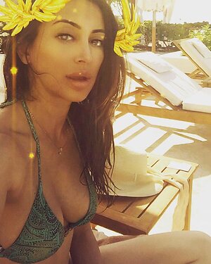 Noureen Dewulf leaked photo #97
