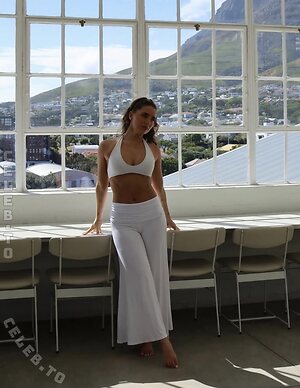 Nova Elodie Sarrailh photo