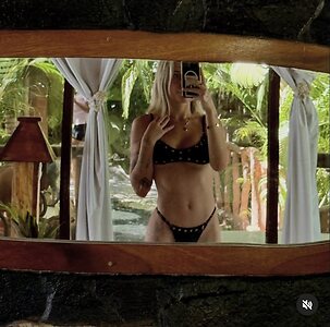 Novah leaked photo #7