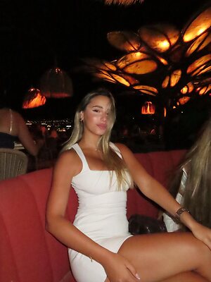 noya.kahlon leaked photo #12