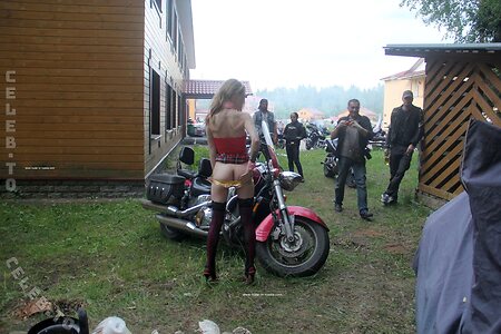 Nude in Public Nude Leaked Photo #14