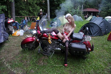 Nude in Public Nude Leaked Photo #27