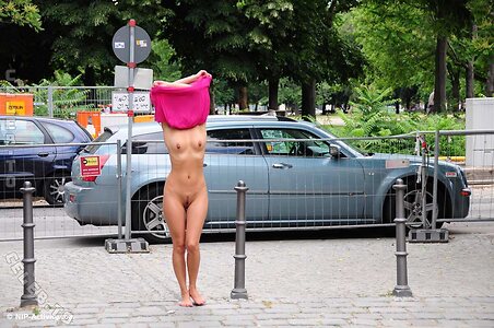 Nude in Public Nude Leaked Photo #1094