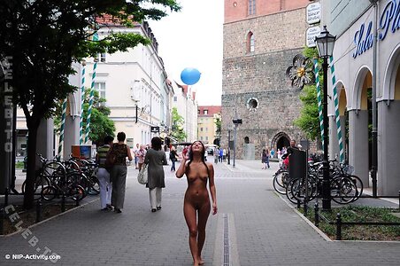 Nude in Public Nude Leaked Photo #1172