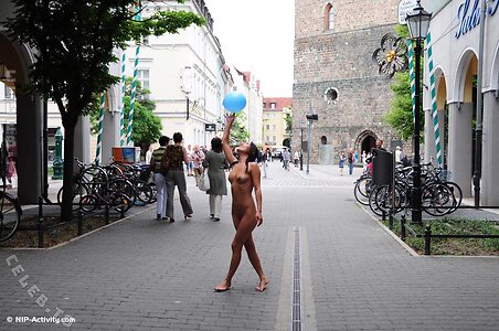 Nude in Public Nude Leaked Photo #1173