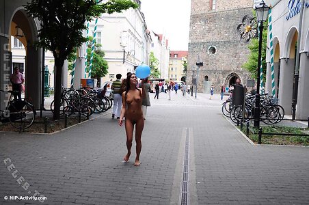 Nude in Public Nude Leaked Photo #1175