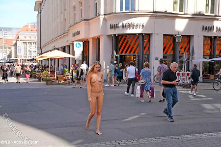 Nude in Public Nude Leaked Photo #2399