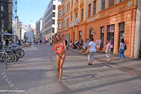 Nude in Public Nude Leaked Photo #2460