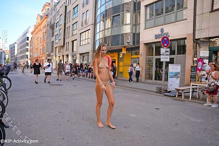 Nude in Public Nude Leaked Photo #2480