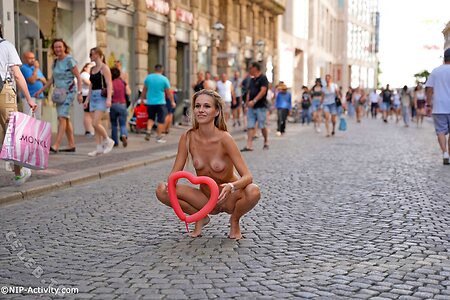 Nude in Public Nude Leaked Photo #2524