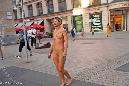 Nude in Public leaked photo #2638