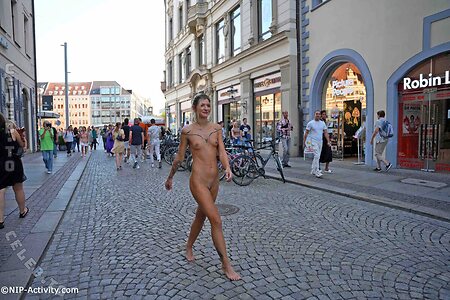 Nude in Public leaked photo #2748
