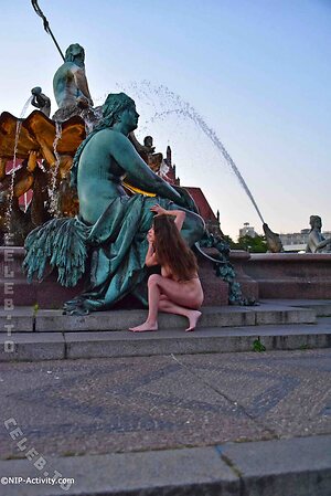Nude in Public leaked photo #2858