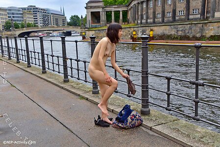 Nude in Public leaked photo #2955