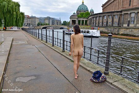Nude in Public leaked photo #2959