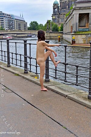Nude in Public leaked photo #2976