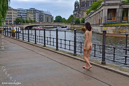 Nude in Public leaked photo #2981