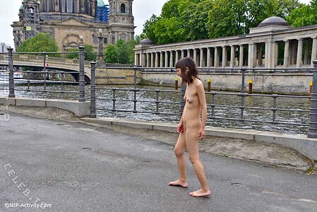 Nude in Public leaked photo #3024