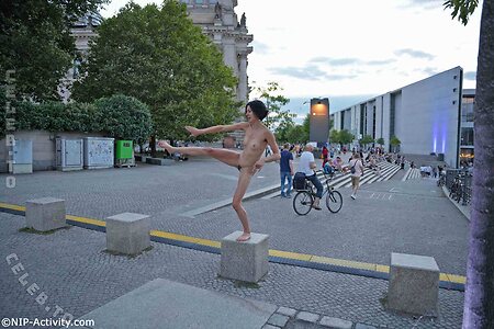 Nude in Public leaked photo #3406