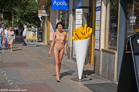 Nude in Public leaked photo #3548