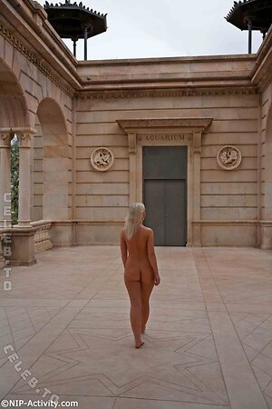 Nude in Public leaked photo #3633