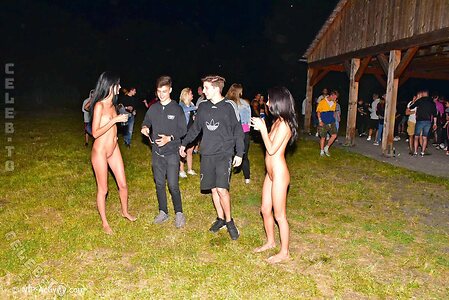 Nude in Public leaked photo #3995