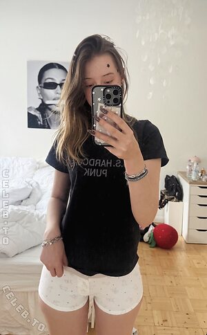 Nylaamriaa Nude Leaked Photo #4