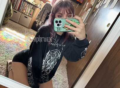 Nymphruex leaked photo #7