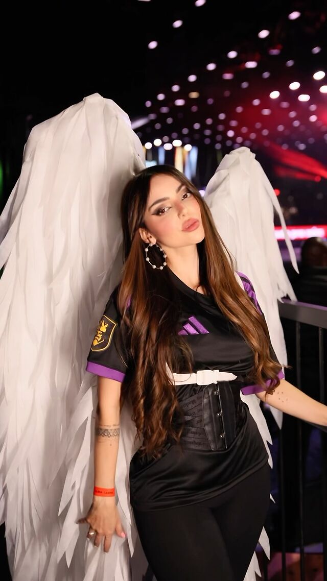 Nyvi Estephan leaked photos