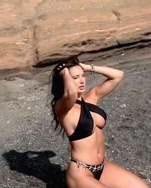 Océane Dodin leaked photo #13