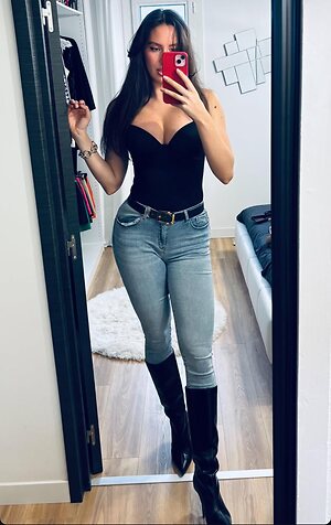 Océane Dodin leaked photo #47