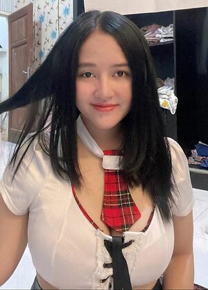 Ochi Berlian Nude Leaked Photo #3