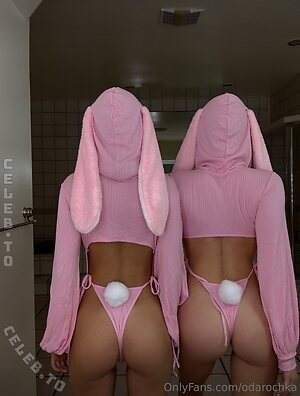 Odarochka / Darya Komarova Nude Leaked Photo #36