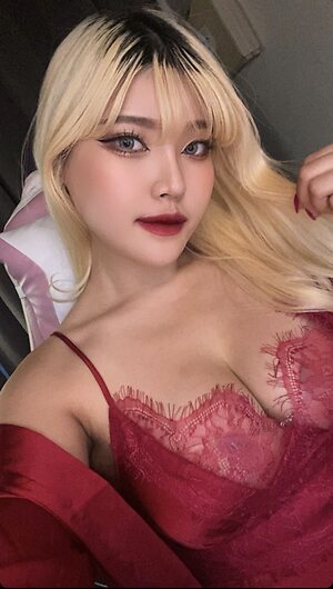OHDUKHWA leaked photo #12