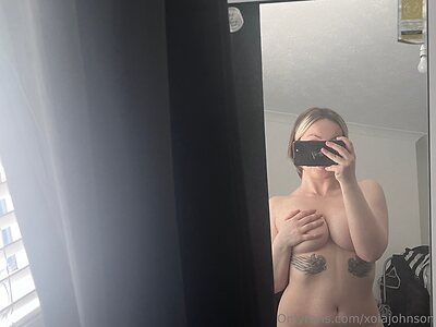 Ola Johnson leaked photo #39