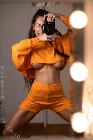 Olesia Levana Nude Leaked Photo #19