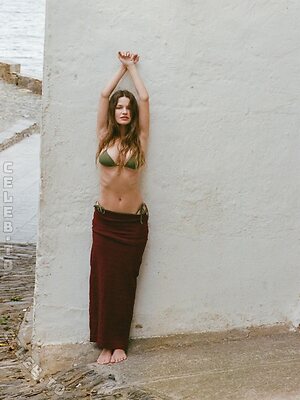 Olga Obumova Nude Leaked Photo #8